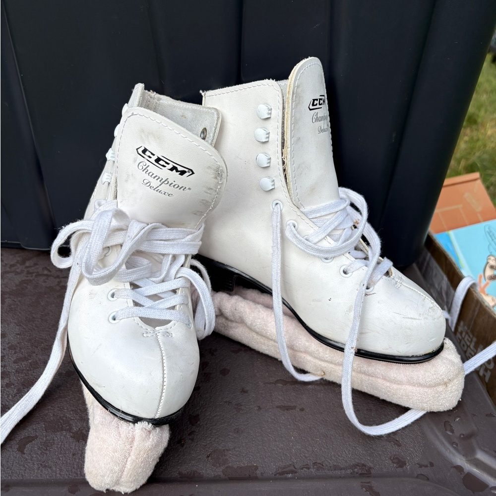 CCM White Kids Ice Skates